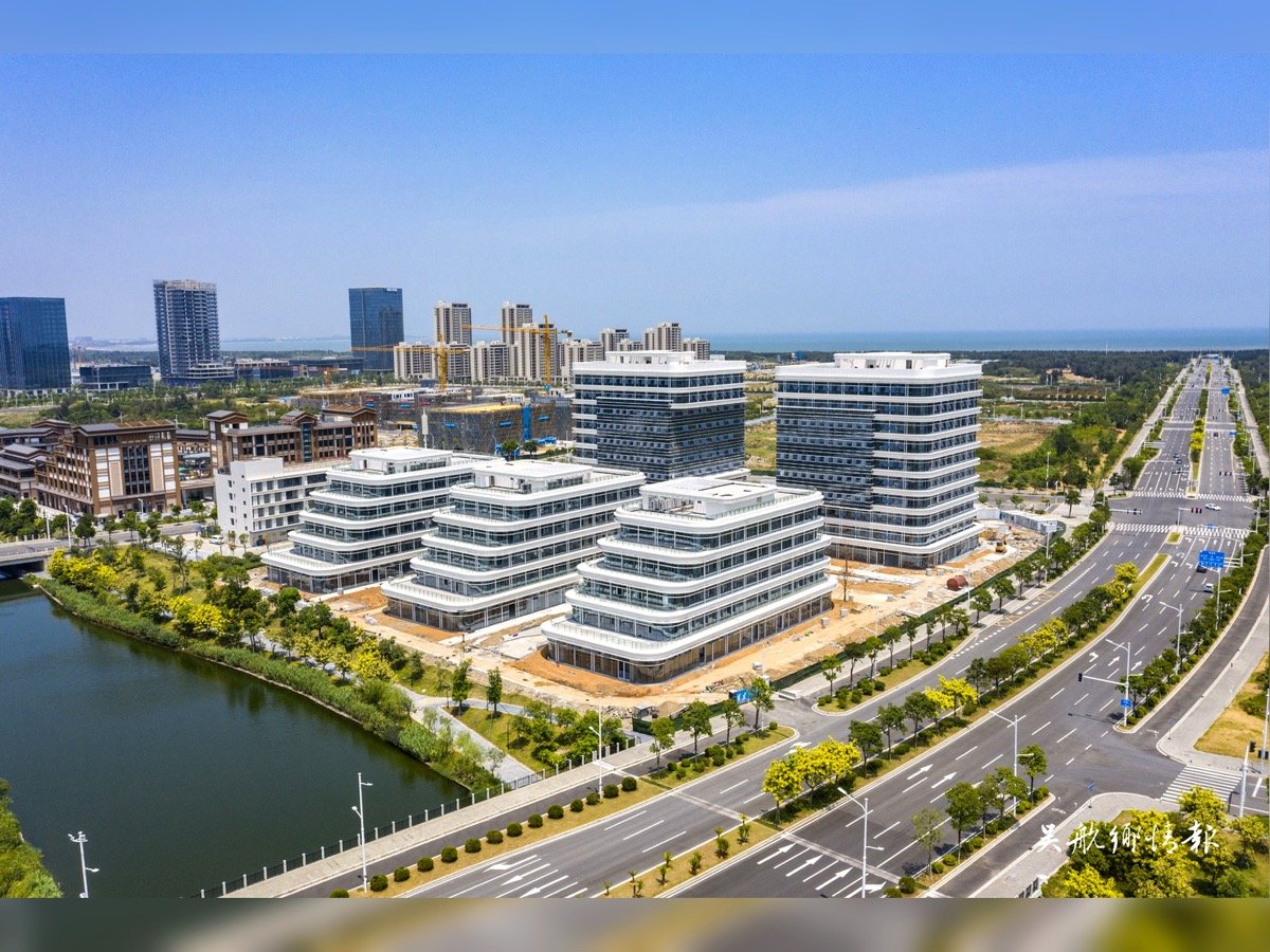 华威集团办公会所 — 悠竹智能案例